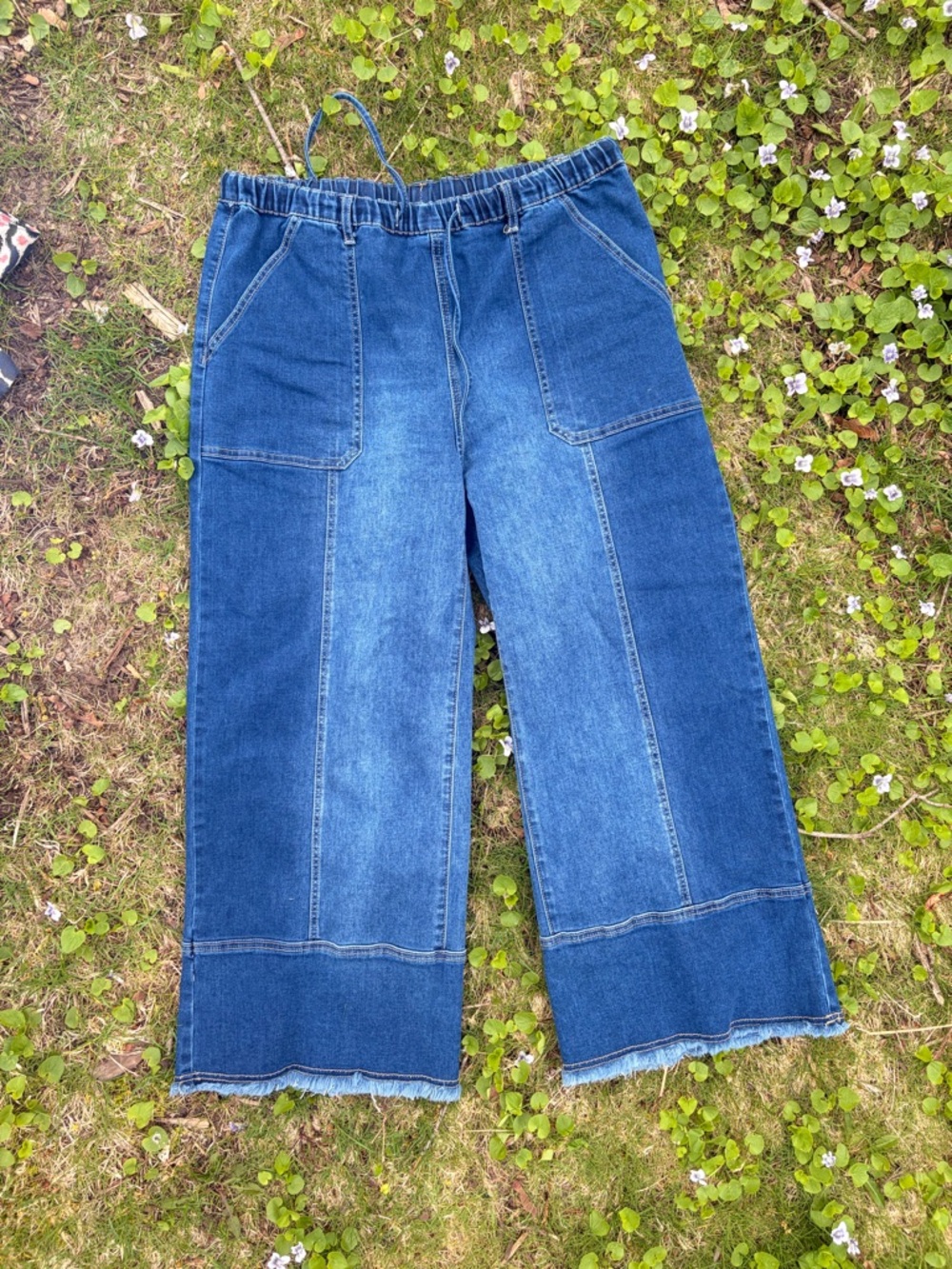 Relaxed Wide-Leg Patchwork Denim Jeans - Blue